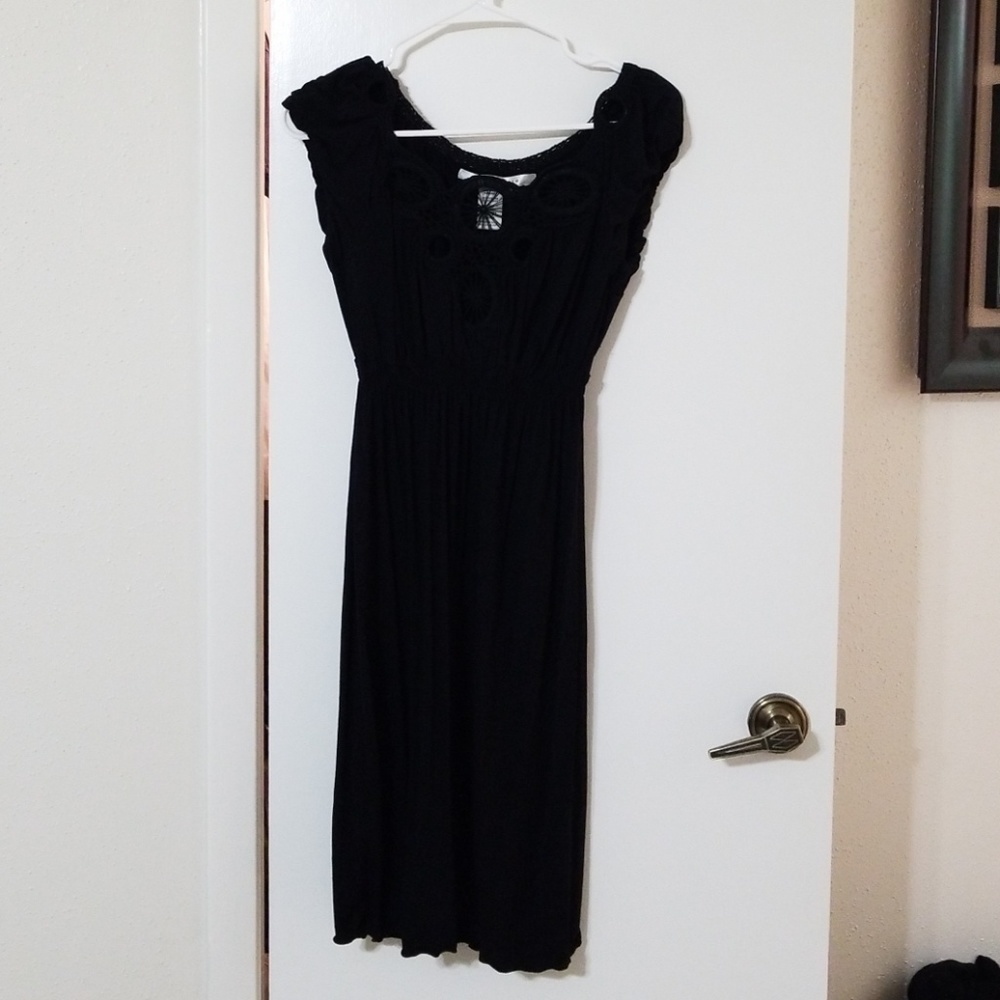 Max studio little black casual dress.